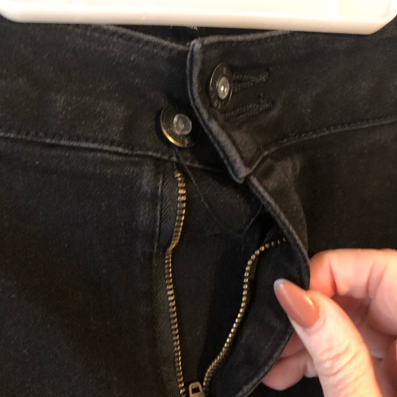 FINAL SALE- LEAVING CLOSET-NO FURTHER DISCOUNTS - Picture 3 of 9